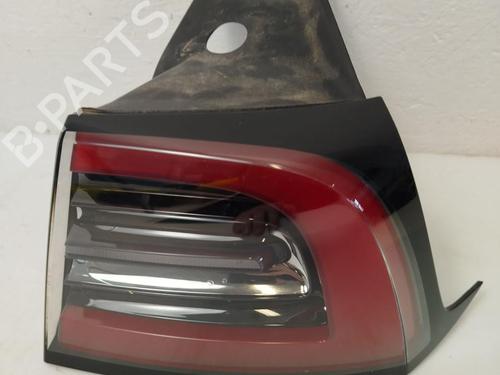 Used Right taillight NISSAN PRIMERA Hatchback (P11) 1.8 16V (114 hp) 31788893