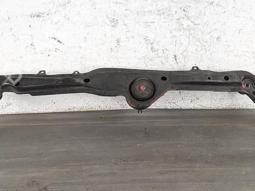 Soporte motor NISSAN PRIMERA Hatchback (P11) 1.8 16V (114 hp) 32329993