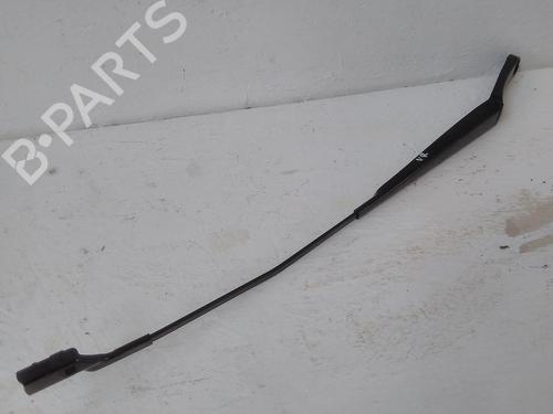 Used Front windshield wiper arm VW POLO V (6R1, 6C1) 1.2 (60 hp) 31781537