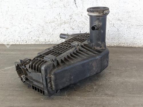 Luftfiltergehäuse für PEUGEOT 206+ (2L_, 2M_) 1.4 i (2LKFWA, 2MKFWA) (75 hp) 31784408