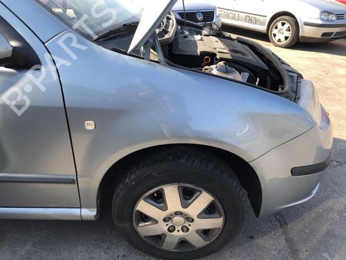 Used Right front fenders Right front fenders SKODA FABIA I (6Y2) 1.4 16V (75 hp) 33411105 33411105