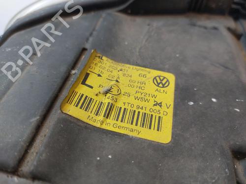 Left headlight VW TOURAN (1T1, 1T2) 1.6 FSI | BP31959561C28