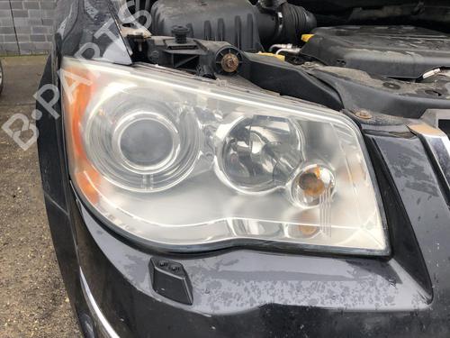 right-headlight-lancia-voyager-mpv-404_-2011-2012-2013-2014-31791374 main image