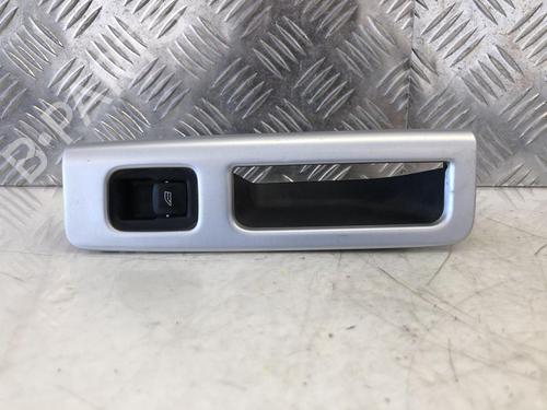 Used Left rear window switch VOLVO V50 (545) 1.6 D (109 hp) 31786161