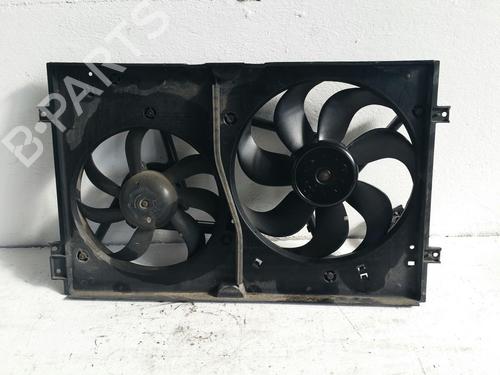 Used Radiator fan SKODA OCTAVIA I (1U2) 1.6 (102 hp) 31779792