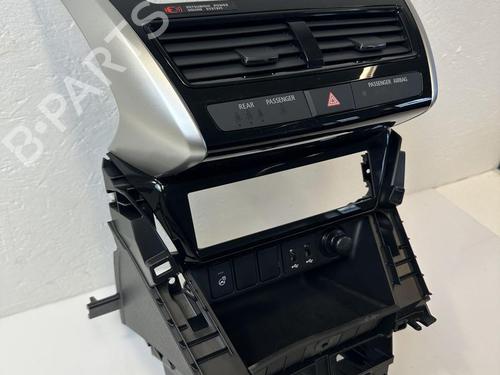 Grille d'aération MITSUBISHI ECLIPSE CROSS (GK_, GL_) Plug-in Hybrid 4WD (GL3W) (188 hp) 31788474