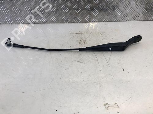 Used Front windshield wiper arm PEUGEOT 207 (WA_, WC_) 1.4 16V (95 hp) 31785899