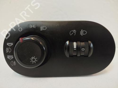 Forlygtekontakt SEAT IBIZA III (6L1) 1.4 16V (86 hp) 31790319