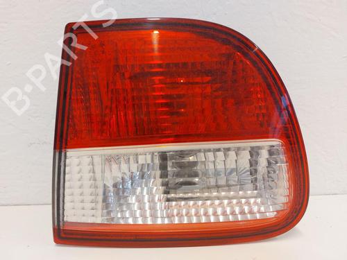 Heckleuchte rechts hinten für NISSAN PRIMERA Hatchback (P11) 1.8 16V (114 hp) 31790558