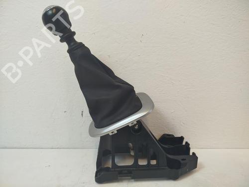 other-toyota-yaris-_p13_-2010-2011-2012-2013-2014-2015-2016-2017-2018-2019-2020-31863280 main image