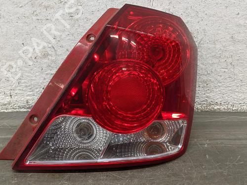 Rückleuchte Rechts für DAEWOO KALOS (KLAS) 1.4 16V (94 hp) 31783638
