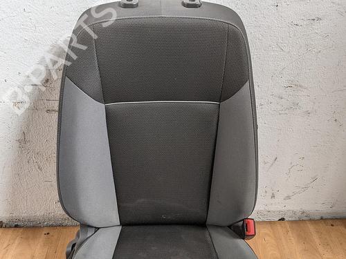 Right front seat FORD FOCUS III Turnier 1.6 TDCi | BP31784940C16 