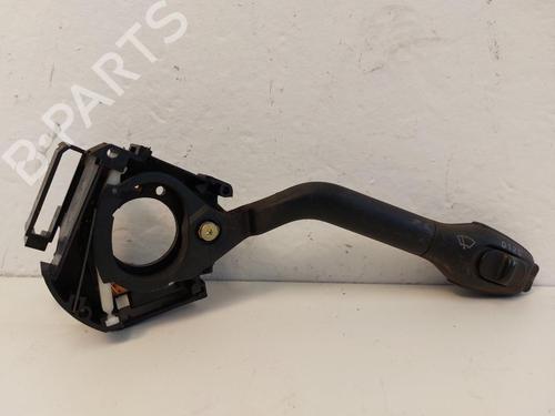 Commodo Essuie Glace / Phare VW GOLF Van III Variant (1H5) 1.9 TDI (110 hp) 31790753