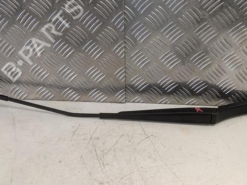 Used Front windshield wiper arm SEAT IBIZA IV SC (6J1, 6P5) 1.9 TDI (105 hp) 31785643