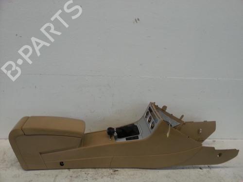 Armlehne für VW PASSAT B6 (3C2) 2.0 TDI 16V (140 hp) 31779187