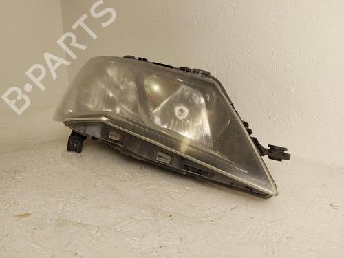 Right headlight SEAT LEON SC (5F5) 1.4 TSI | BP31787755C29 