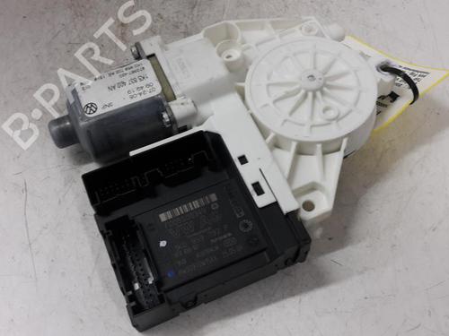 moteur-de-leve-vitre-avant-droit-vw-golf-v-variant-1k5-2007-2008-2009-31779276 main image