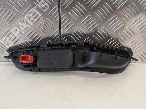 Right front window switch FORD FOCUS III Turnier 2.0 TDCi | BP31784714I26 