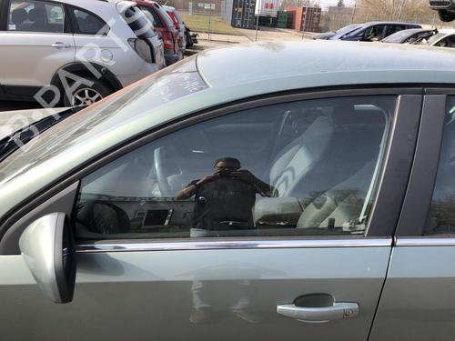 Used Front left door window Front left door window 33005516 33005516