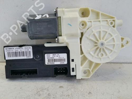 Used Right front window motor RENAULT LAGUNA III Grandtour (KT0/1) 2.0 dCi (KT01, KT08, KT09, KT0K, KT12, KT1D, KT1W) (150 hp) 31780620