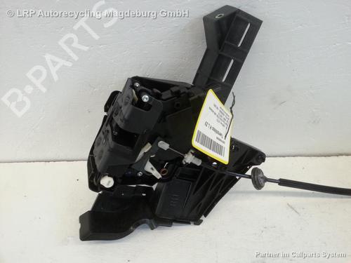 Venstre bagtil lås NISSAN PRIMERA Hatchback (P11) 1.8 16V (114 hp) 31778437