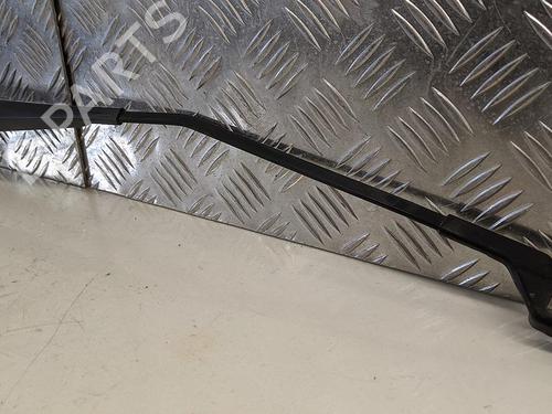 Front windshield wiper arm VW GOLF V (1K1) 1.6 | BP31785174C143