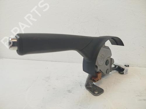 Used Hand brake TOYOTA YARIS (_P13_) 1.3 (NSP130_, NSP130) (99 hp) 31863279