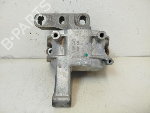 Used Engine mount Engine mount VW TIGUAN (5N_) 2.0 TDI 4motion (140 hp) 33708665 33708665
