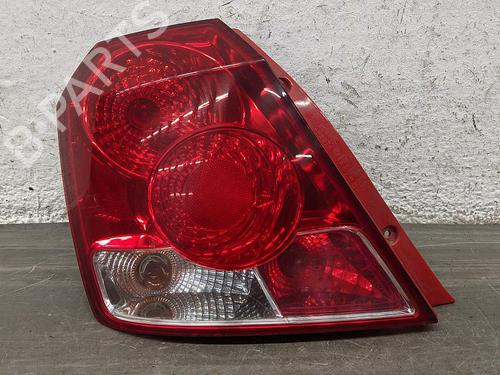 Rückleuchte Links für DAEWOO KALOS (KLAS) 1.4 16V (94 hp) 31783637