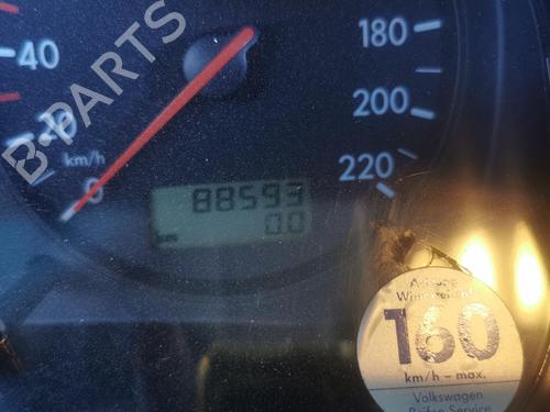 Brugte VW GOLF IV (1J1) 1.4 16V (75 hp) 4401985