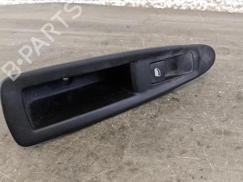 Mando elevalunas trasero izquierdo CITROËN C4 I (LC_) 1.6 HDi (109 hp) 31784476
