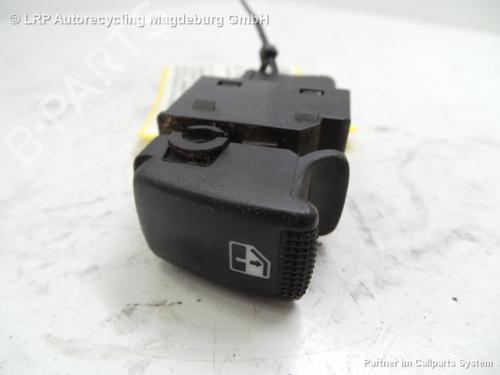 Højre fortil elrude kontakt HYUNDAI GETZ (TB) 1.3 i (82 hp) 31777153