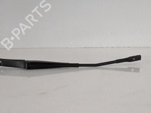 Used Front windshield wiper arm AUDI A5 Sportback (F5A, F5F) 2.0 TDI quattro (190 hp) 31786571