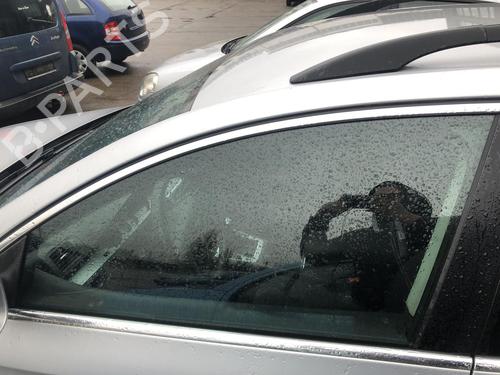 Deurruit links voor Deurruit links voor VW PASSAT B6 Variant (3C5) 2.0 TDI (140 hp) 34141755 34141755