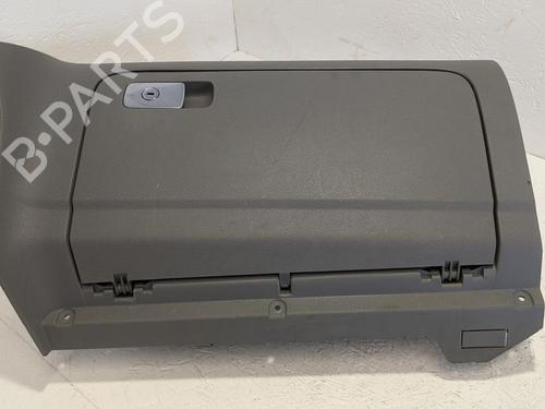 Used Glove box VW GOLF V (1K1) 1.4 16V (75 hp) 31787315