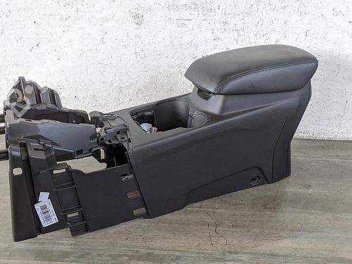 Armrest / Center console FORD FOCUS III Turnier 1.0 EcoBoost | BP31783905I20 