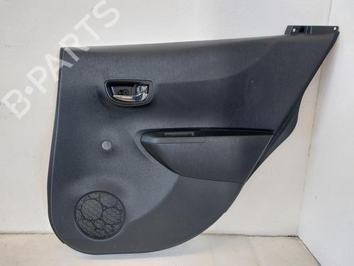 Bageste højre beklædning TOYOTA YARIS (_P13_) 1.3 (NSP130_, NSP130) (99 hp) 31817223