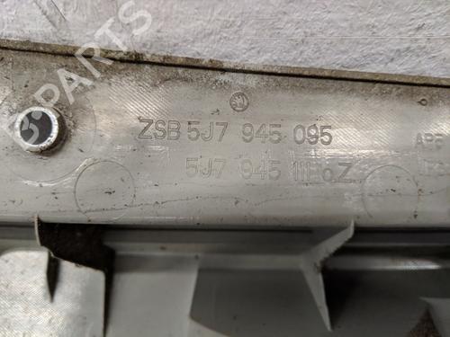 Left taillight SKODA ROOMSTER (5J7) 1.4 | BP31782082C34