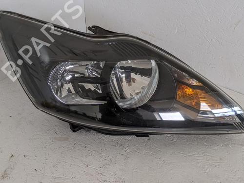Used Right headlight NISSAN PRIMERA Hatchback (P11) 1.8 16V (114 hp) 31787515