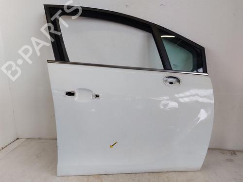 right-front-door-opel-meriva-b-mpv-s10-2010-2011-2012-2013-2014-2015-2016-2017-31958789 main image