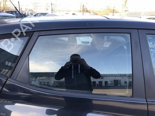 rear-right-door-window-kia-venga-yn-2010-2011-2012-2013-2014-2015-2016-2017-2018-2019-32713379 main image