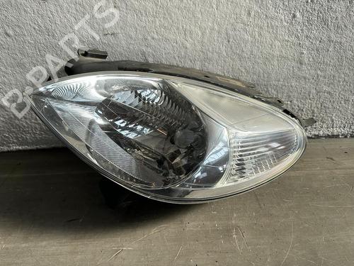 Phare droit CITROËN XSARA PICASSO (N68) 1.8 16V (115 hp) 31785563