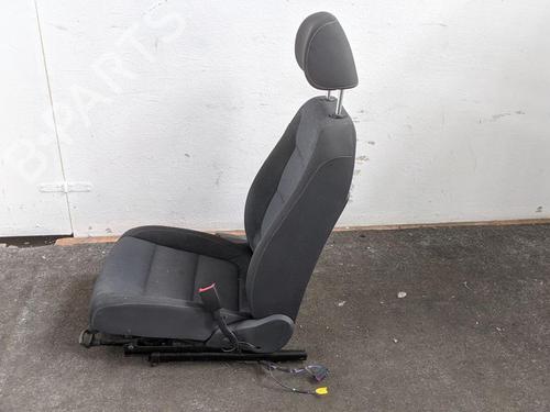 Right front seat VW GOLF PLUS V (5M1, 521) 1.4 TSI | BP31787457C16 - Image 6