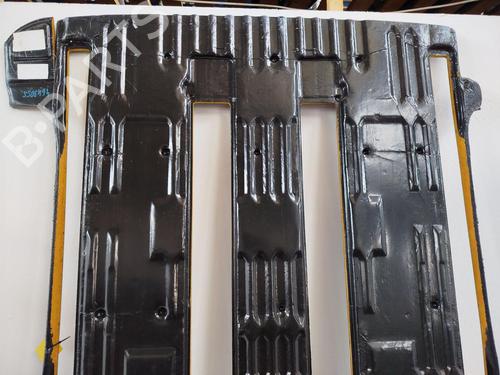 Other VW MULTIVAN T5 (7HM, 7HN, 7HF, 7EF, 7EM, 7EN) 2.5 TDI | BP31780283O1 