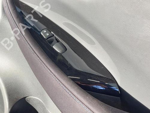 Forreste højre beklædning NISSAN LEAF (ZE1) Electric | BP31791048C59