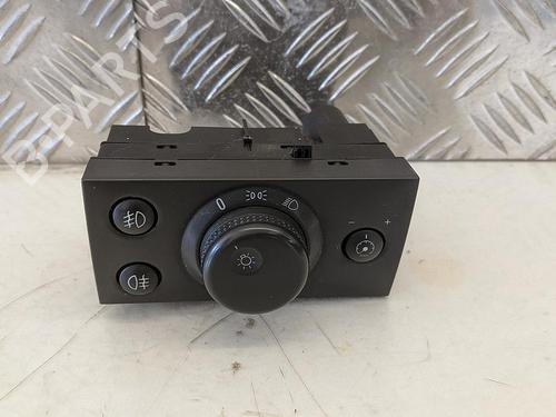 Commande de phare OPEL SIGNUM Hatchback (Z03) 2.2 direct (F48) (155 hp) 31785998