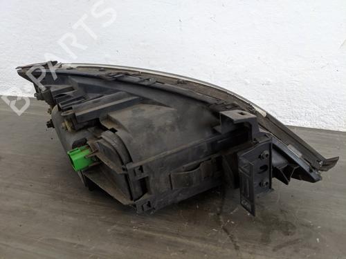 Left headlight NISSAN PRIMERA Hatchback (P11) 1.8 16V | BP31781979C28 