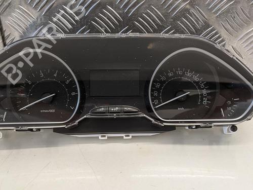 Used Instrument cluster Instrument cluster PEUGEOT 208 I (CA_, CC_) 1.2 VTI 82 (82 hp) 31784998 31784998