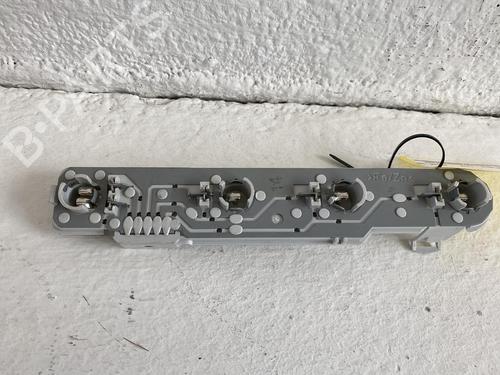 Suporte da óptica esquerda NISSAN PRIMERA Hatchback (P11) 1.8 16V (114 hp) 31781616