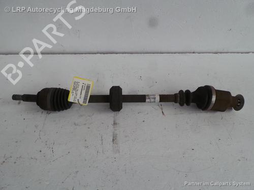 Transmisión delantera derecha RENAULT TWINGO II (CN0_) 1.2 16V (CN04, CN0B) (75 hp) 31778009